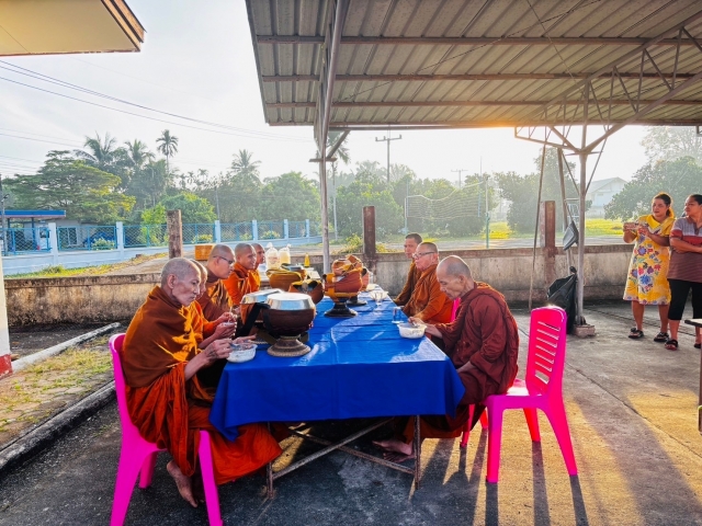 โครงการทำบุญตักบาตร เนื่องในโอกาสวันขึ้นปีใหม่ ประจำปี พ.ศ.2568